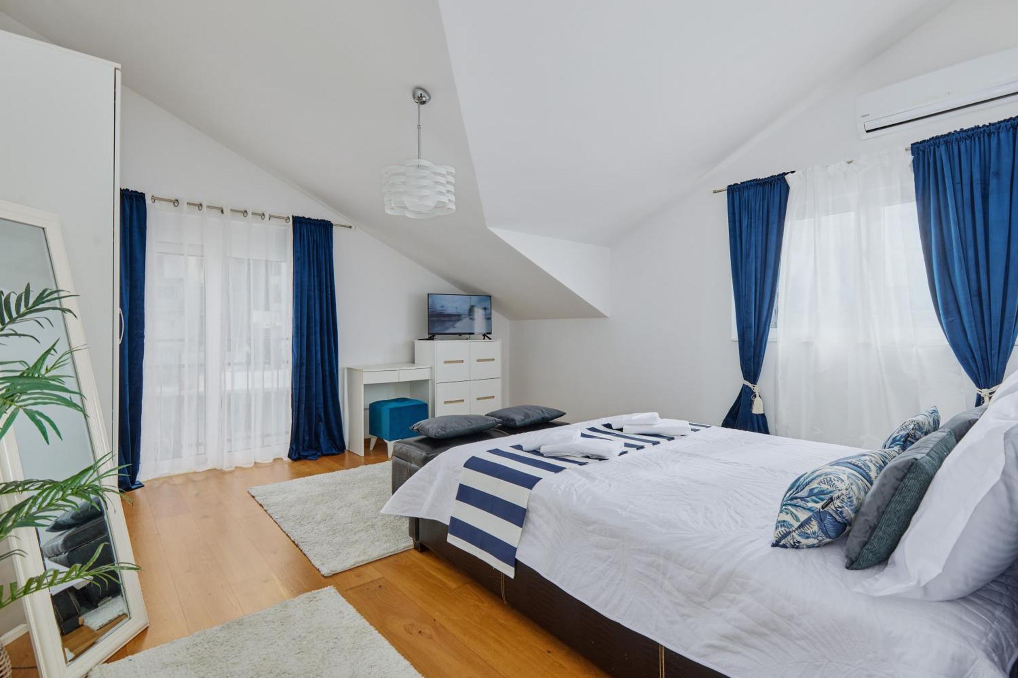 Bayview Apartments Tivat Montenegro Exteriör bild