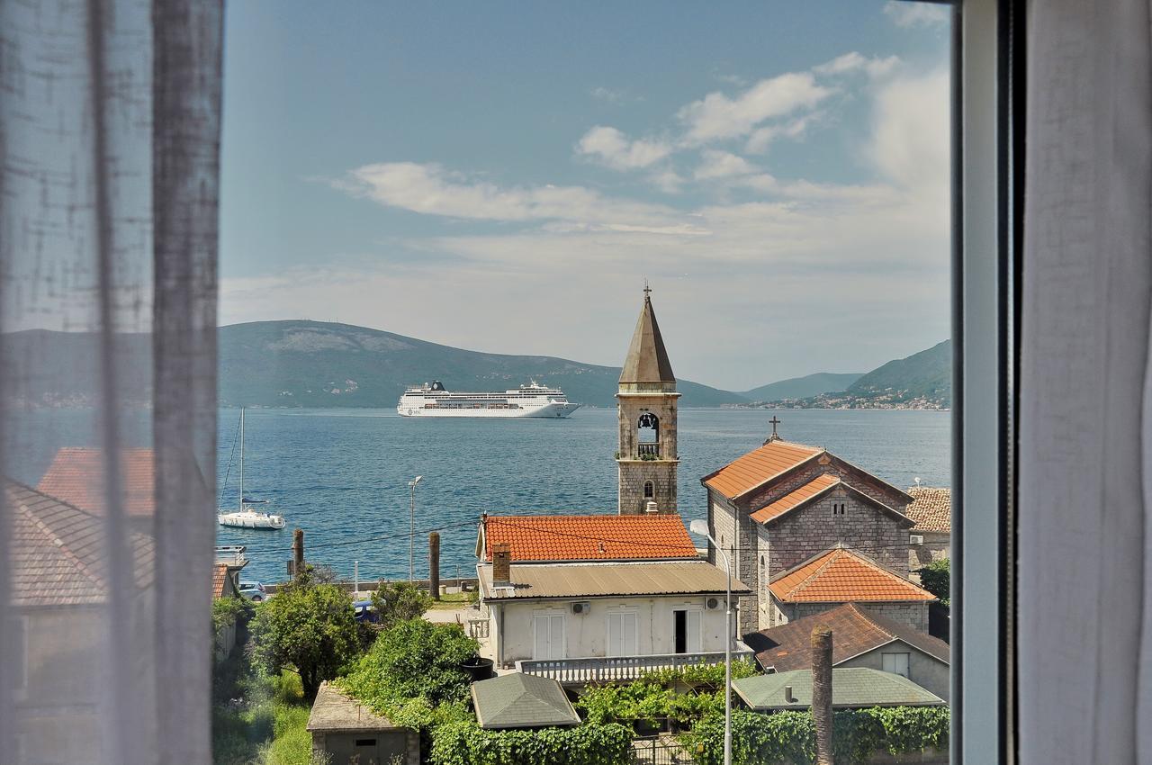 Bayview Apartments Tivat Montenegro Exteriör bild
