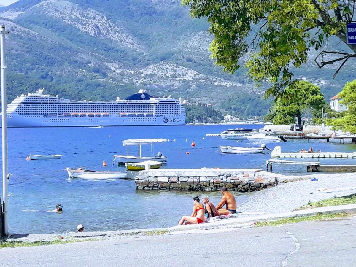 Bayview Apartments Tivat Montenegro Exteriör bild
