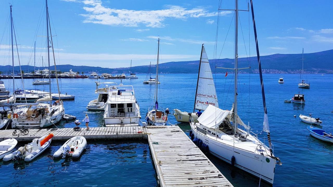 Bayview Apartments Tivat Montenegro Exteriör bild